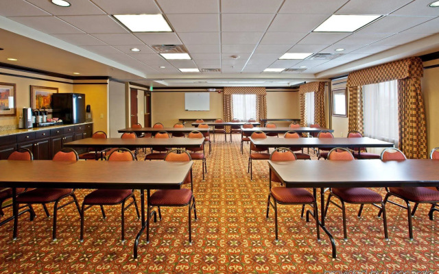 Holiday Inn Express Vincennes by IHG