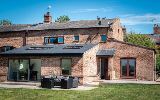 No1 Little Barrow Barns