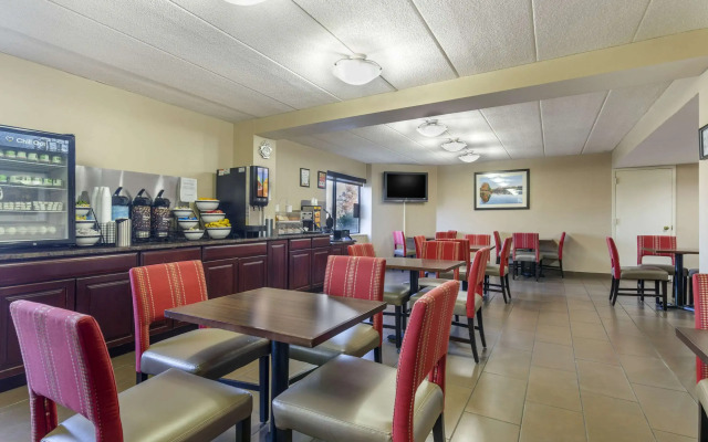Comfort Inn University Center