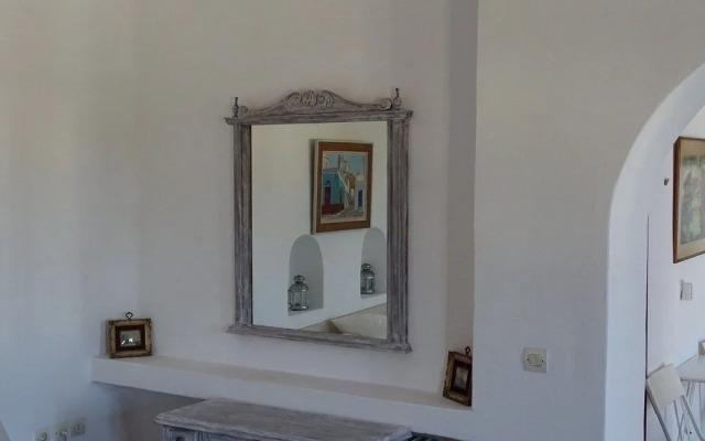 Monolithos Villa