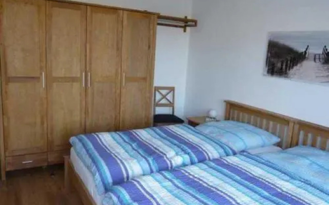 Ferienwohnungen am Yachthafen Kari