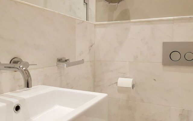 Grand Edinburgh Castlehill Apartment