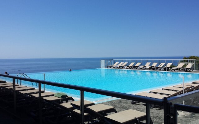 Overlooking Monte Carlo - Costa Plana 1
