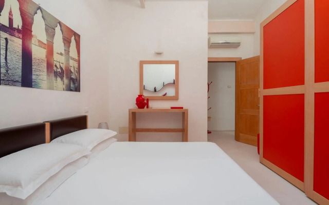 The Waterview Alcove