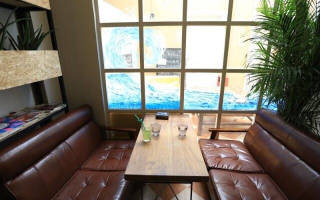 Chengdu Nova Traveller Lodge
