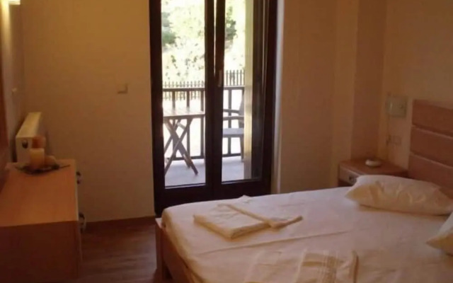 Your Gorge-side Getaway Modern Villas, Natural Beauty