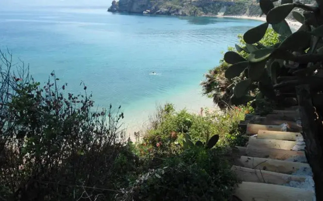 Villa Guidaloca on the beach