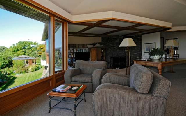 Lake Taupo Lodge