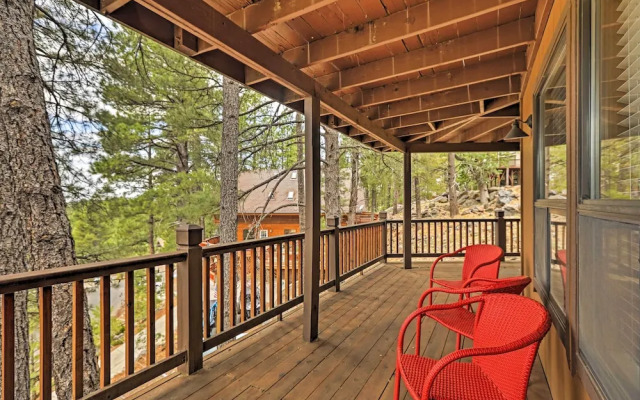 Pet-friendly Munds Park Retreat w/ Wraparound Deck