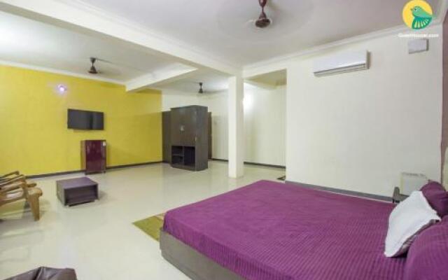 1 Br Guest House In Morjim, By Guesthouser (Ee34)