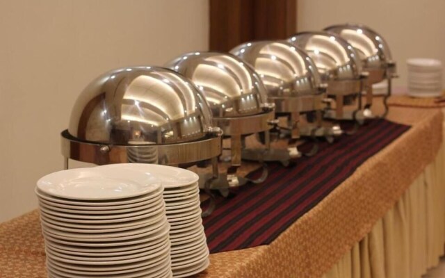 Embassy Inn Hotel Karachi