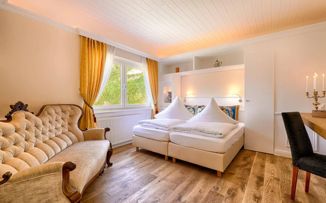 Hotel Weinberg-Schlößchen