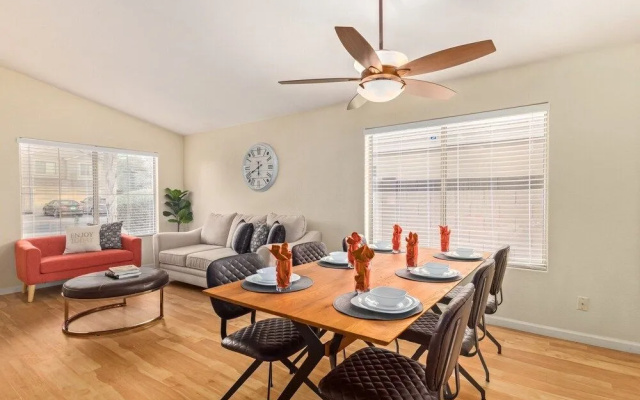 Augusta Chandler 3 Bedroom Home by Redawning