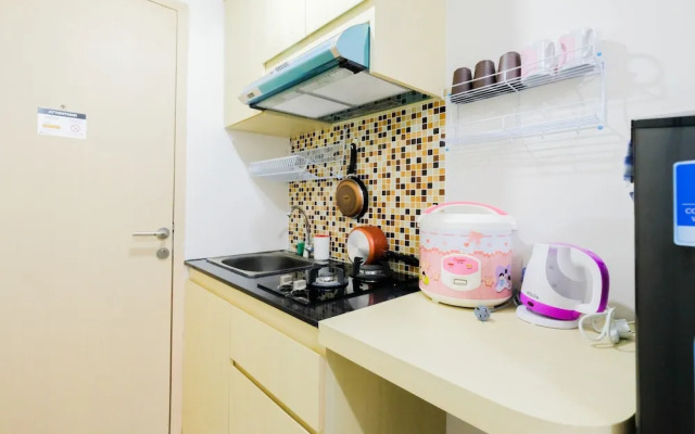 Simple Furnished Studio 19 Avenue Apartment