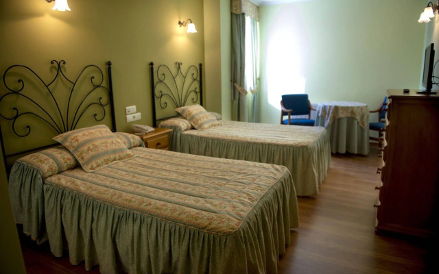 Hotel Alpina