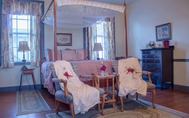 Inn At Herr Ridge