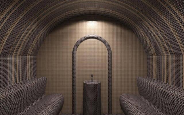 Bor Hotel