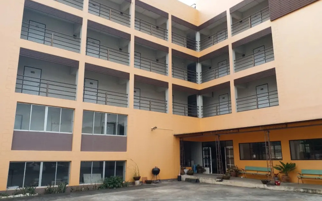 New Wanchai Hotel Pakchong