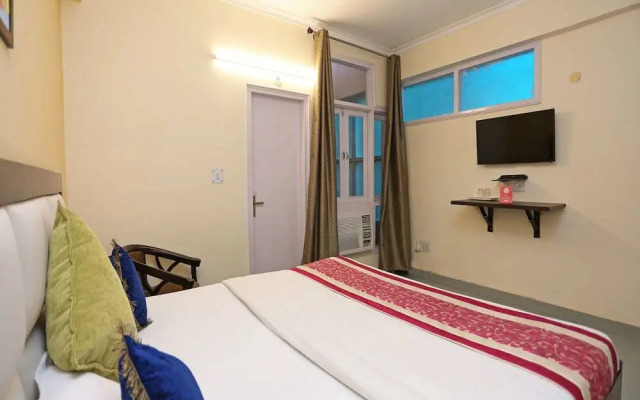 Hotel Mascot Quattro By OYO Rooms