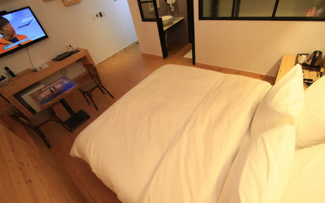 Hound Hotel Changwon Terminal
