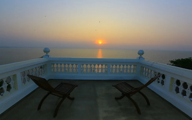 Monsoon Villa