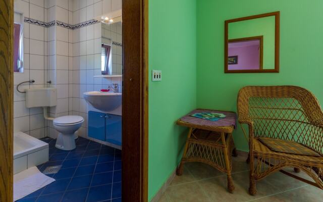 Apartment Djusi