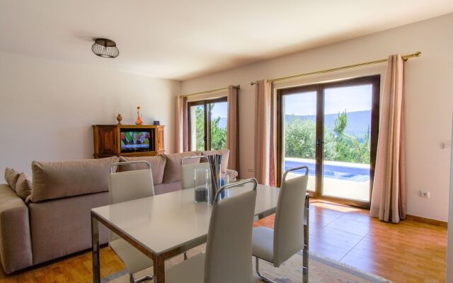 Feel Discovery Nature Retreat