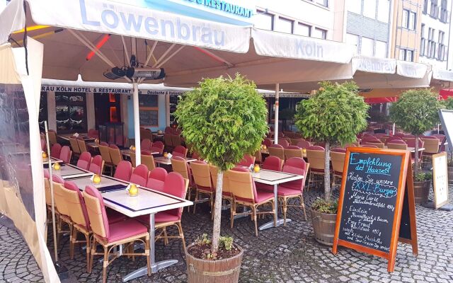 Lowenbräu Köln Hotel & Restaurant