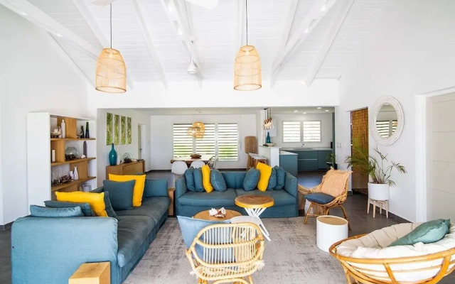 Alizee by Island Properties Online