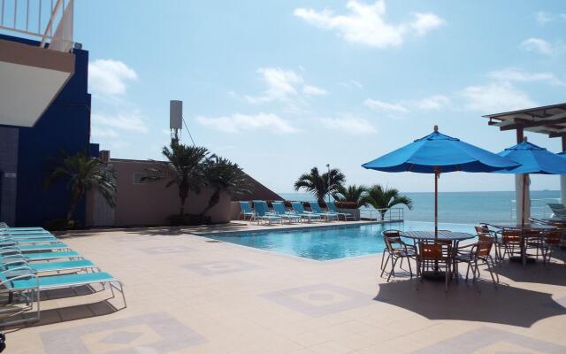 Howard Johnson Plaza Hotel Manta