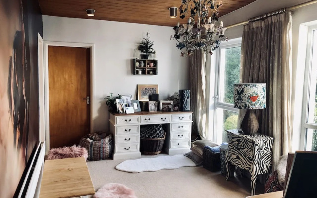 Stunning Seaview Cottage, With 3 Bedrooms