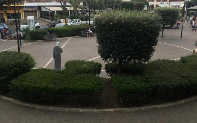 Appartamento sulla piazza 90 m dal mare