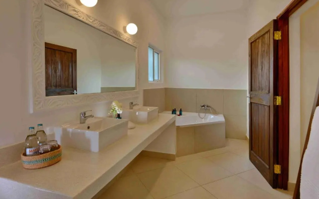 Mnarani Club & Spa