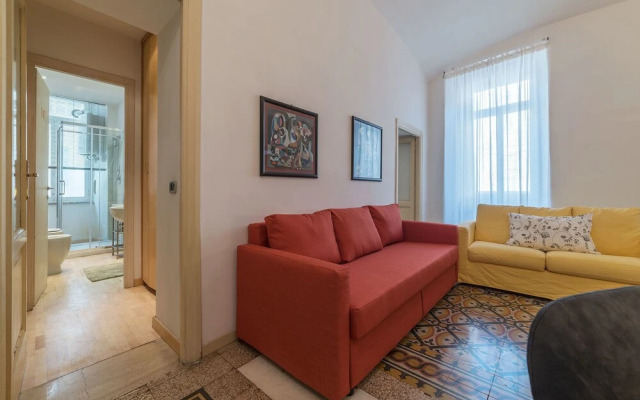 San Giovanni & Colosseo Roomy Flat