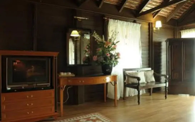 The Manor Beach Resort