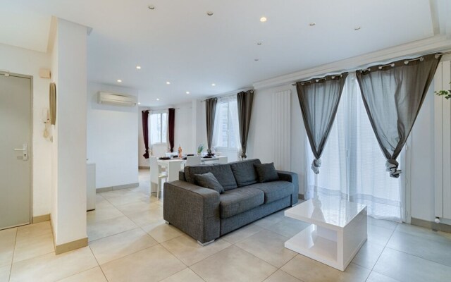 4-room Apartment at the Crossroads Marseille Life