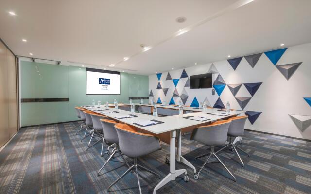 Holiday Inn Express Shanghai Gubei by IHG