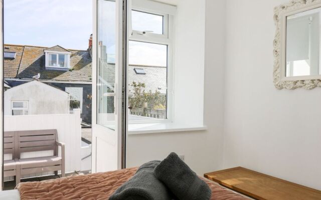 Porthmeor Beach House