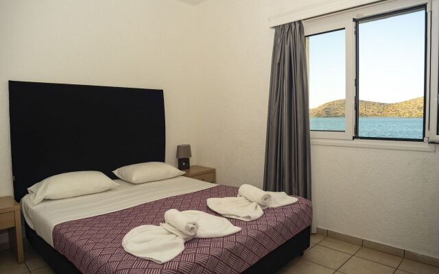 Elounda Alikes Suites & Studios