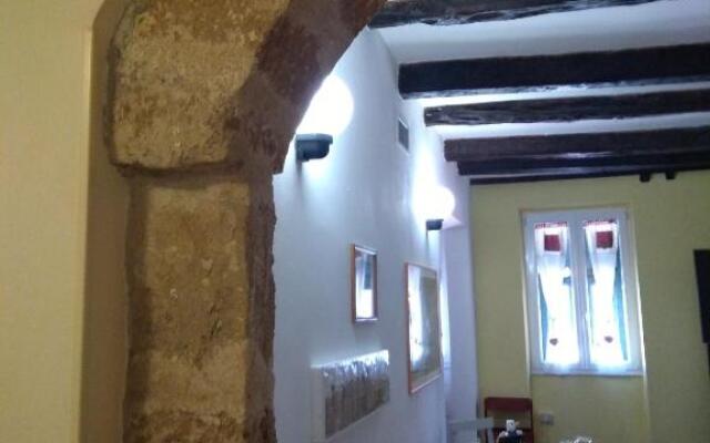 Arco Antico Apartment