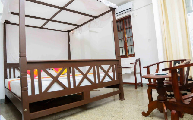 Lagoon Boutique Hotel