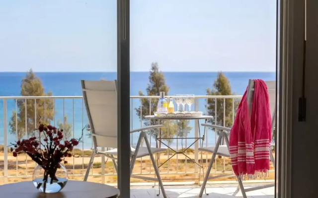 Protaras H2O Seafront Suite
