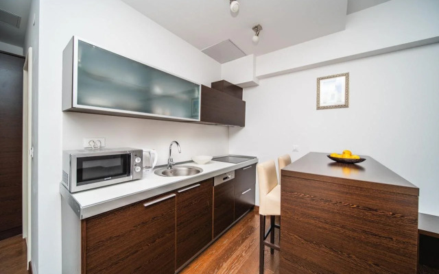 Celenga Apartments with free offsite parking