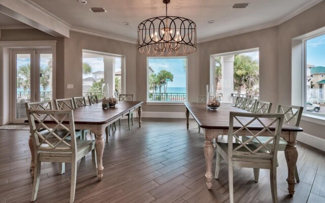 Seastar Palazzo Luxury Across From Beach