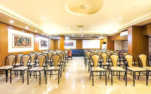 Fabhotel Sri Krishna Suites