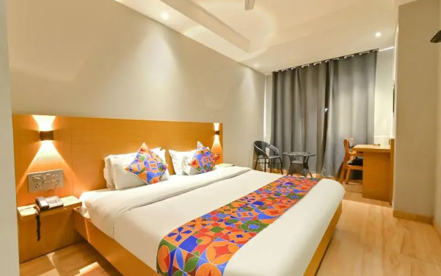 Fabhotel Penthouse