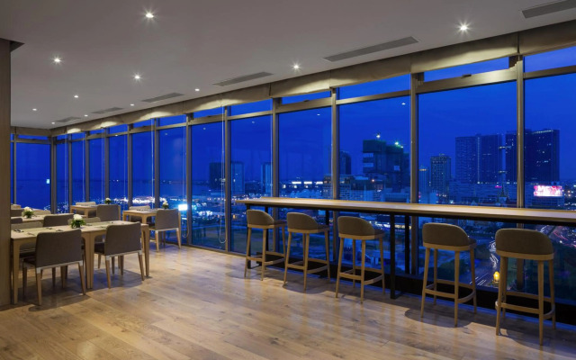 Hotel Emion Phnom Penh