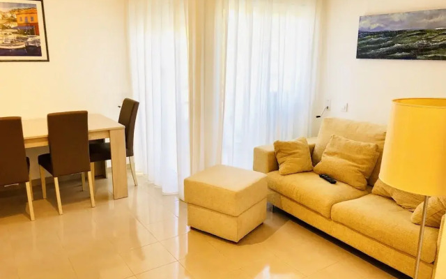 Piso Ideal Para Familias, Al Lado Del Mar