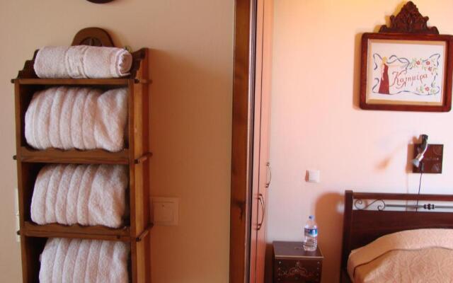 AnnaDes Apartments & Studio Chios