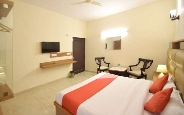 Oyo 11567 Hotel Shivalik Hills